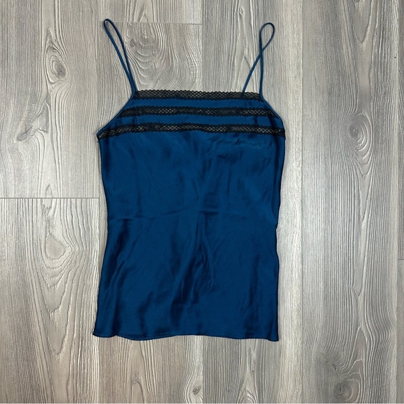 Josie Natori Navy 100% Silk Cami Top Black Lace Trim Adjustable Straps Size S - Picture 1 of 6